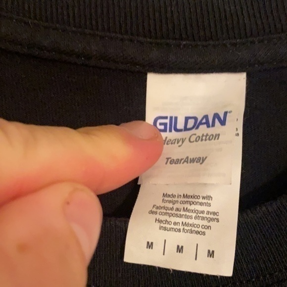 CRUNCH FITNESS BLACK SHIRT SIZE MEDIUM - Picture 2 of 3